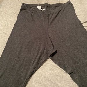 dark gray leggings
